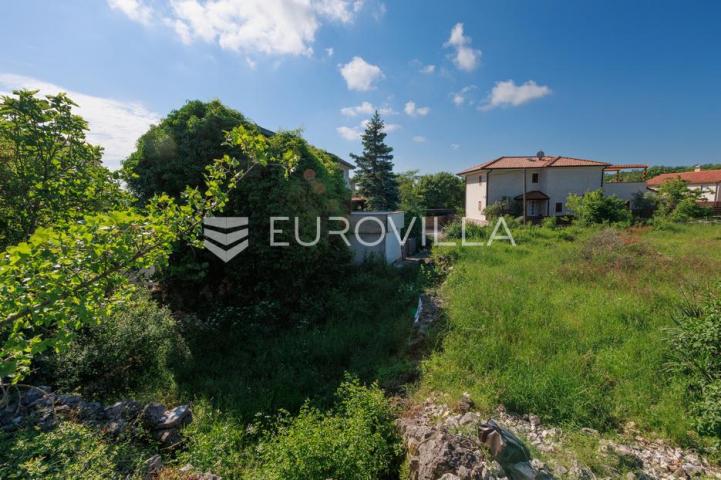 Otok Krk, Gostinjac, ucrtana starina i 3 građevinske čestice površine 950 m²