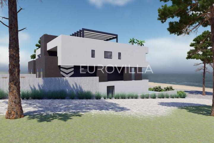 Vinjerac, luksuzan penthouse prvi red do mora sa krovnom terasom 134,85 m²