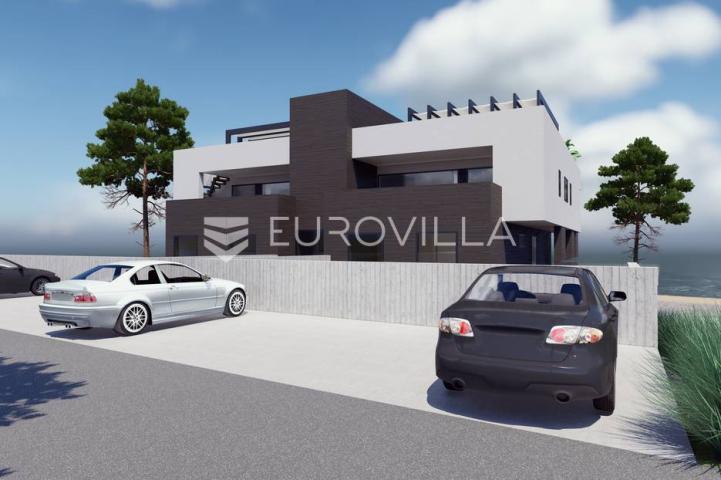 Vinjerac, luksuzan penthouse prvi red do mora sa krovnom terasom 134,85 m²