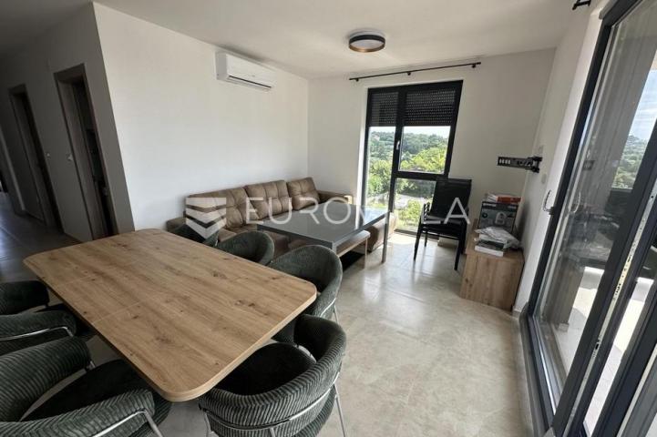 Istra, Medulin, odličan trosoban stan na 2. katu s POGLEDOM NA MORE, 62.58 m²
