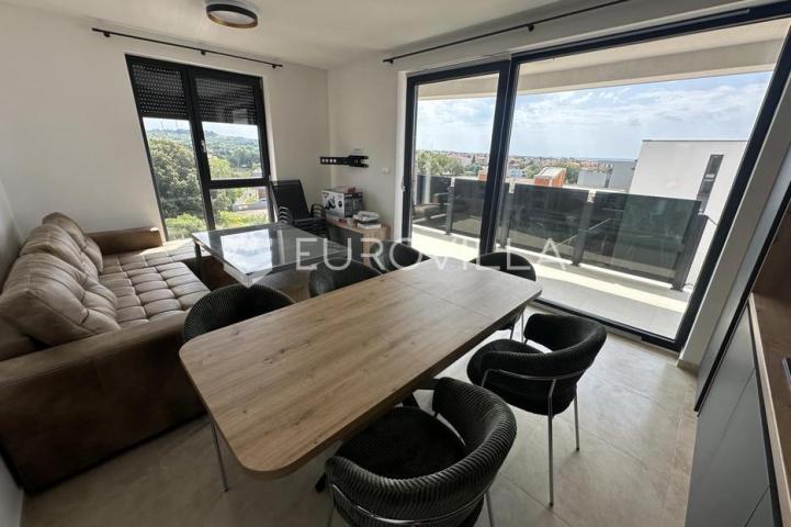Istra, Medulin, odličan trosoban stan na 2. katu s POGLEDOM NA MORE, 62.58 m²