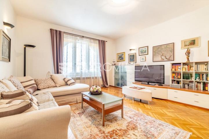 Centar, Masarykova prekrasan četverosoban stan 124 m²