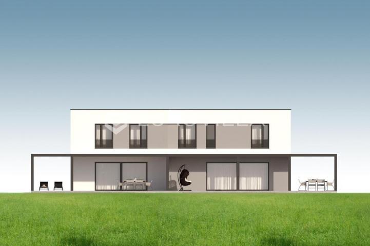 Mandre, trosobni dvoetažni stan s privatnim bazenom i dvorištem u najljepšoj ulici 136,6 m²