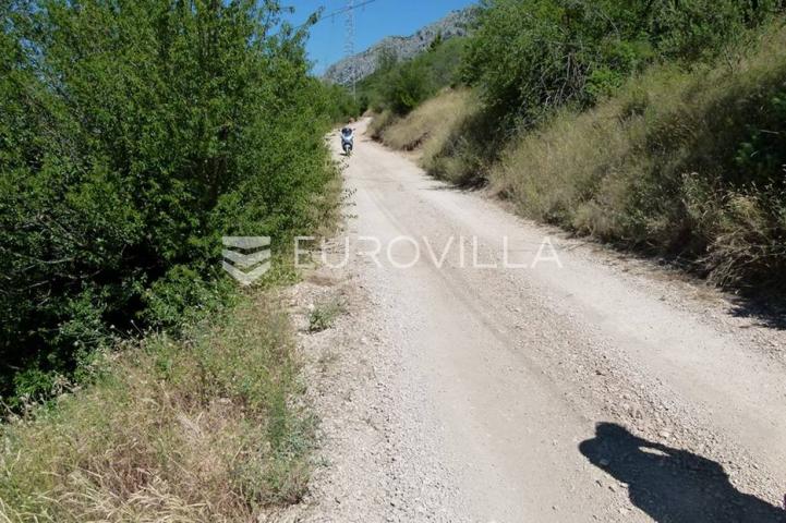 Brela - zemljište s predivnim pogledom (1665 m2)