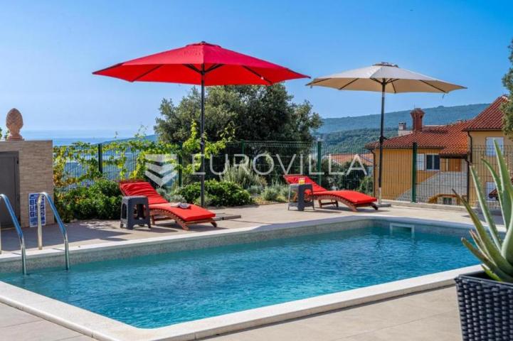 Istra, Duga uvala, vila s bazenom i pogledom na more