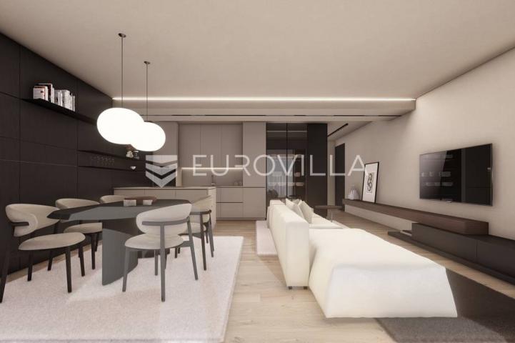 Istra, Umag - Moderan stan na 1. katu samo 200m od mora