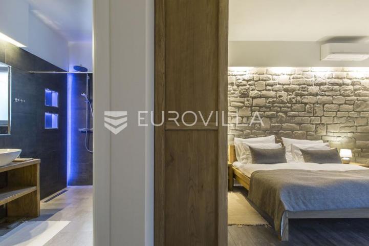 Istra, Labin, prekrasna vila s pogledom na more prepuna sadržaja