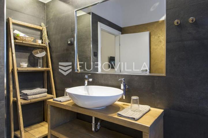Istra, Labin, prekrasna vila s pogledom na more prepuna sadržaja
