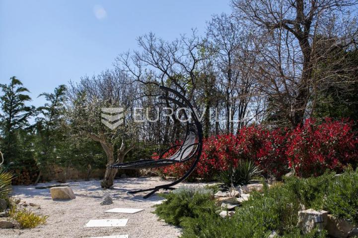Istra, Labin, prekrasna vila s pogledom na more prepuna sadržaja