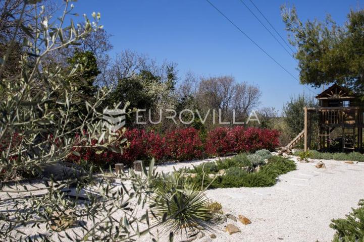 Istra, Labin, prekrasna vila s pogledom na more prepuna sadržaja