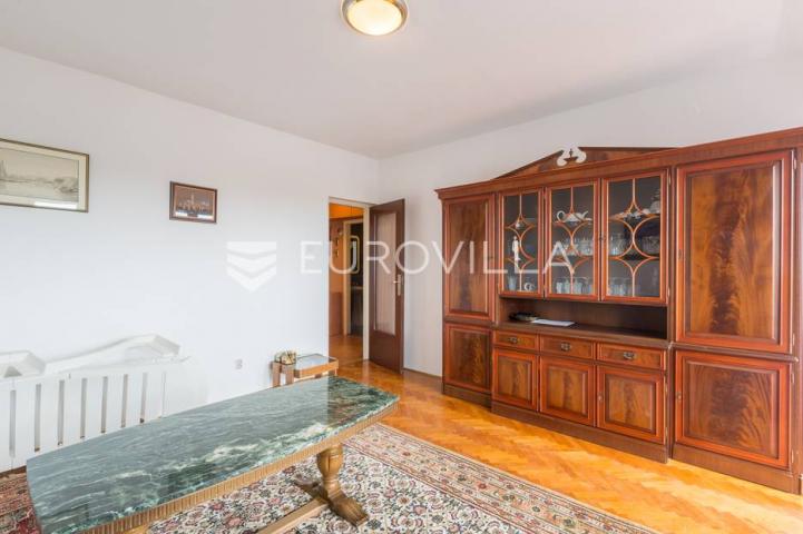 Rovinj, stan 5. kat s pogledom na more