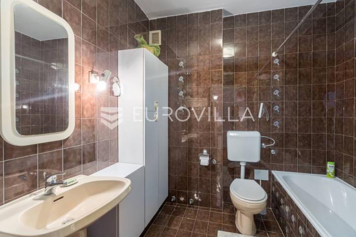 Rovinj, stan 5. kat s pogledom na more