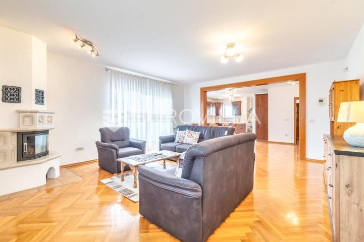 Zagreb, Maksimir, Jurja ves, četverosoban stan površine 133.8 m2 