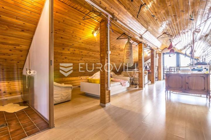 Zagreb, Gračani, odlična kuća na mirnoj lokaciji s neto korisnom površinom od 504,32 m²