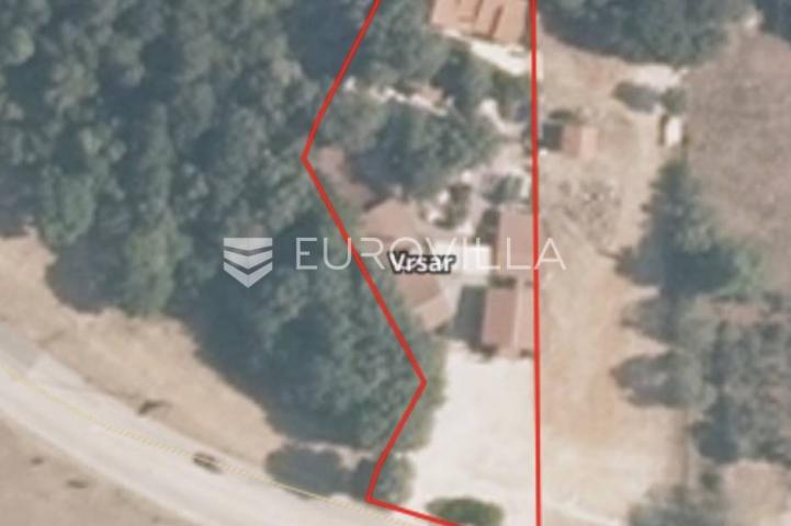 Istra, Vrsar, građevinska parcela u poslovnoj namjeni 