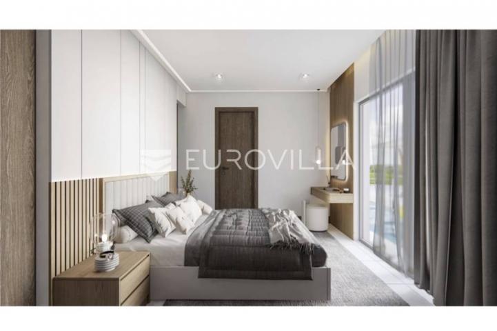 Poreč, Mušalež moderna vila 135 m² na lijepoj okućnici svega 5 km od Poreča