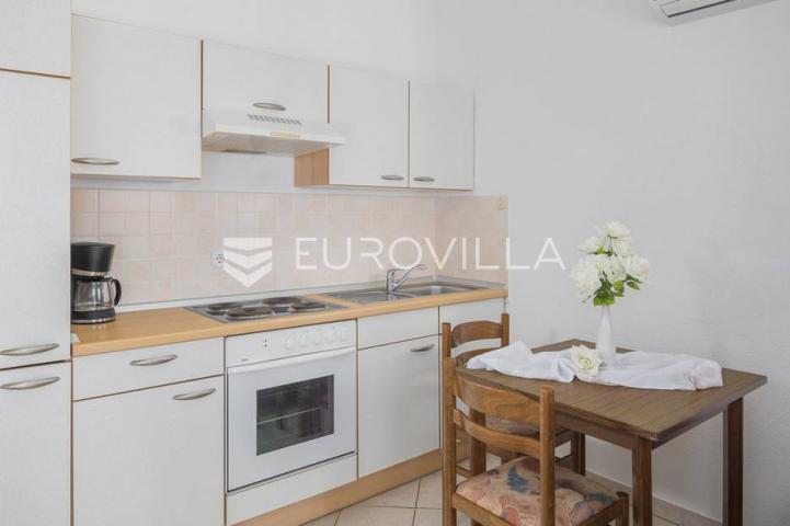 Istra, Poreč -  Impresivna vila s bazenom i apartmanima za turistički najam