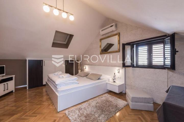 Zadar, Poluotok, obiteljski hotel u srcu Zadra, vrhunska investicija s ustaljenim poslovanjem