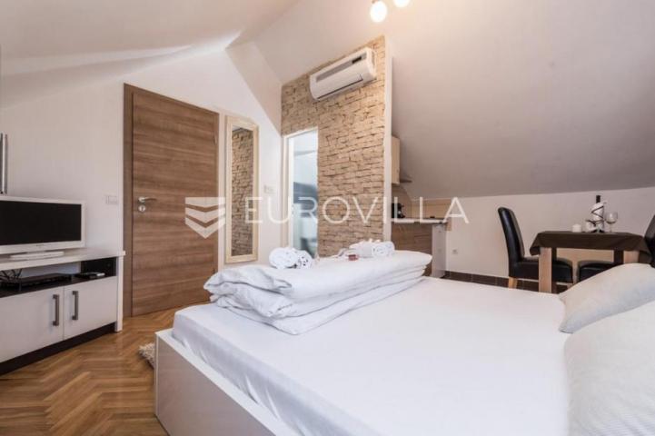 Zadar, Poluotok, obiteljski hotel u srcu Zadra, vrhunska investicija s ustaljenim poslovanjem