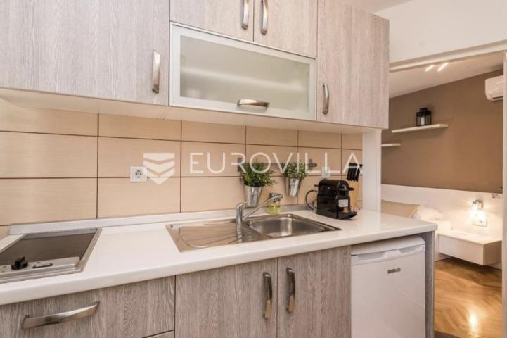 Zadar, Poluotok, obiteljski hotel u srcu Zadra, vrhunska investicija s ustaljenim poslovanjem