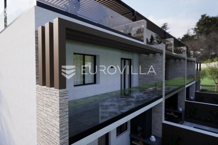 Vodice, NOVOGRADNJA, luksuzna kuća 103,76 m² u nizu s bazenom S3