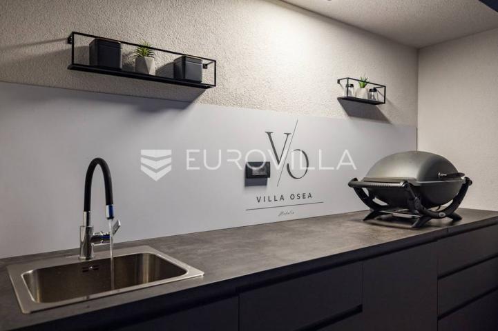Istra, Medulin, prekrasna moderna dvojna vila 220 m²