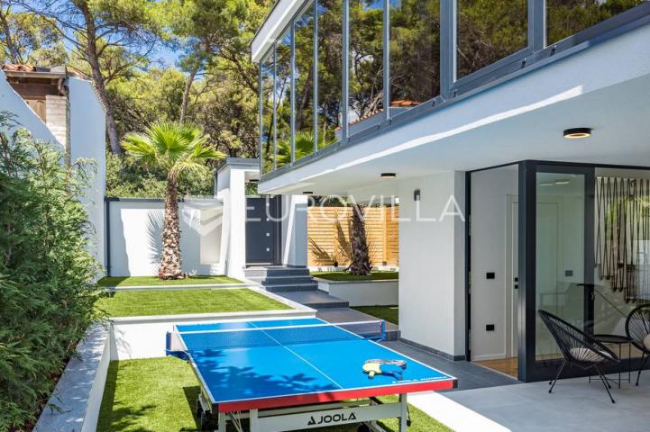 Istra, Medulin, prekrasna moderna dvojna vila 220 m²