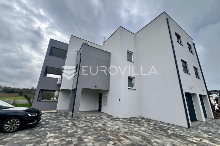 Istra, Veli Vrh - prekrasan dvosoban stan u novogradnji
