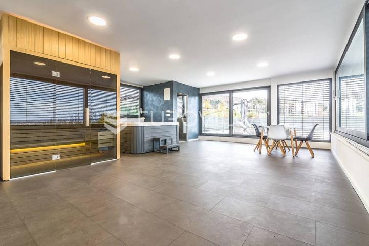 Samobor, Giznik EKSLUZIVNA NOVOGRADNJA vila 286 m2 na parceli 500 m2