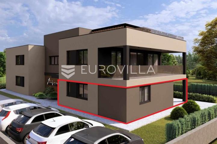 Istra, Poreč, dvosobni stan u prizemlju s vrtom od 120m2