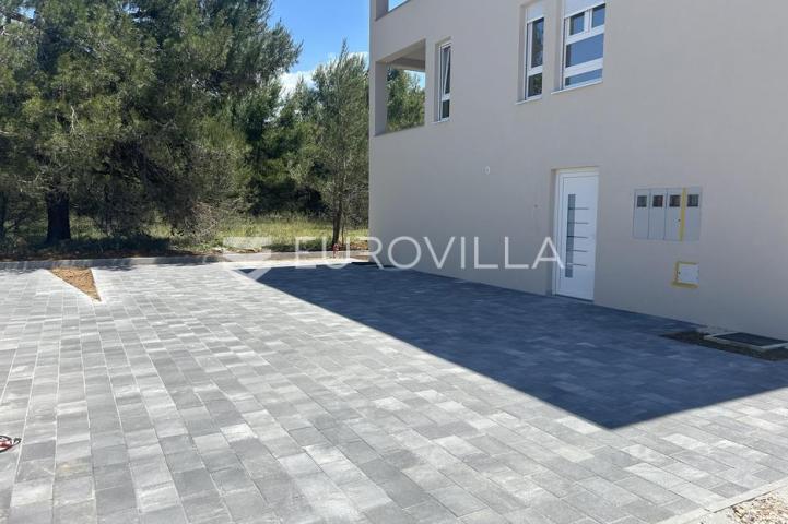 Zadar, Vir, Apartman S1 u prizemlju površine 59 m² s privatnim vrtom