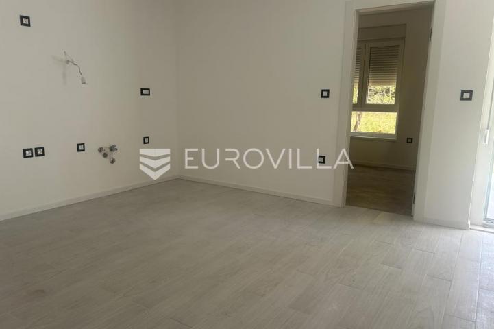 Zadar, Vir, Apartman S1 u prizemlju površine 59 m² s privatnim vrtom