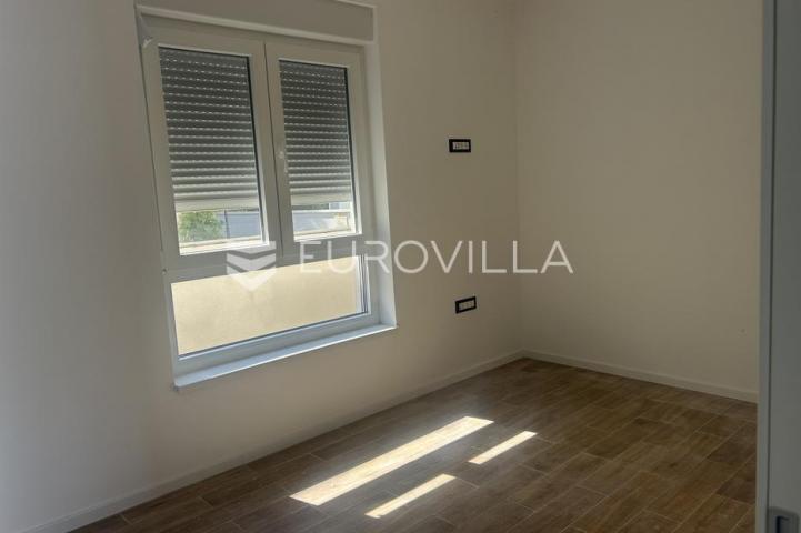 Zadar, Vir, Apartman S1 u prizemlju površine 59 m² s privatnim vrtom