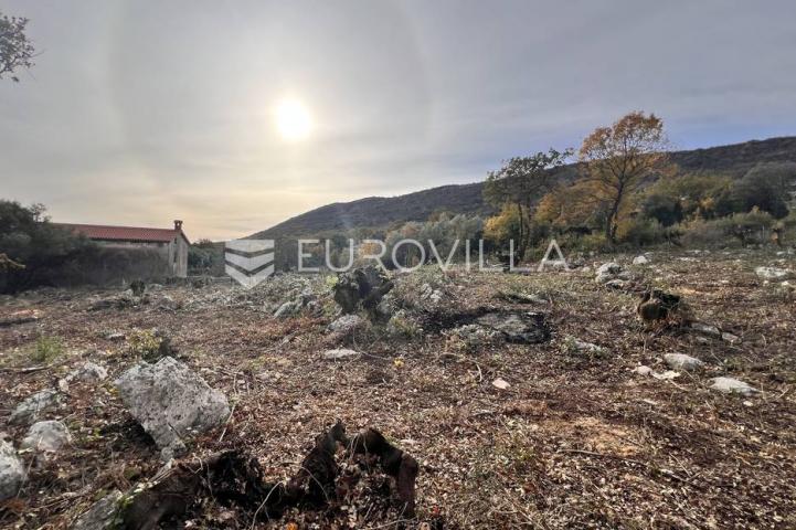 Istra, Labin - građevinsko zemljište na top lokaciji s pogledom na more, 1017 m2