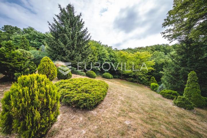 Donja Pušća, jedinstvena obiteljska villa, parcela 5000 m²