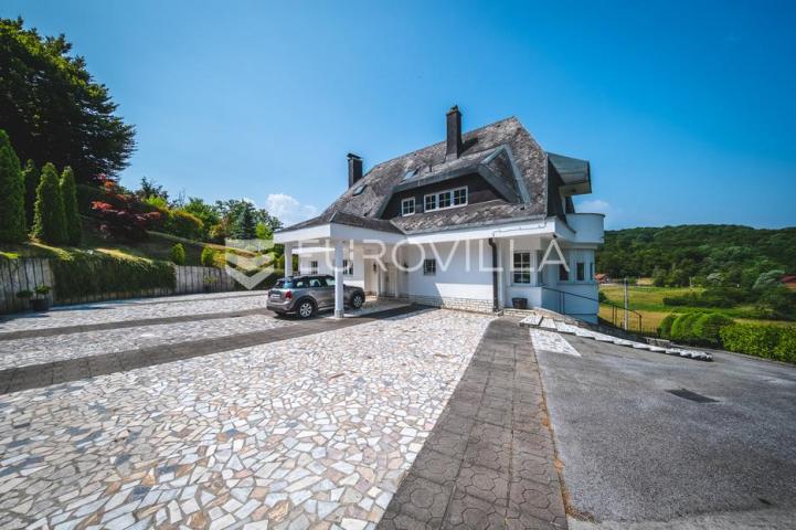 Donja Pušća, jedinstvena obiteljska villa, parcela 5000 m²