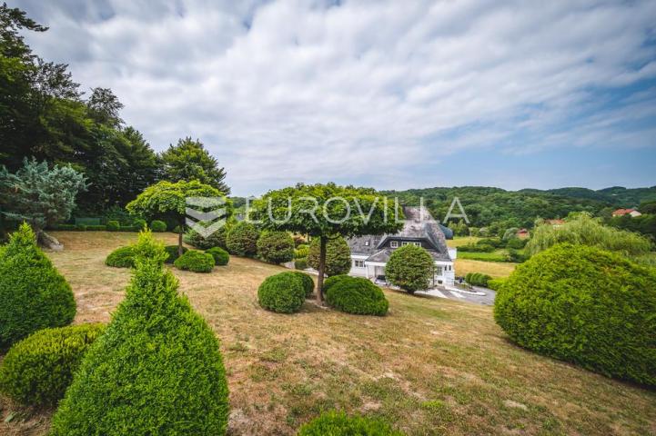 Donja Pušća, jedinstvena obiteljska villa, parcela 5000 m²