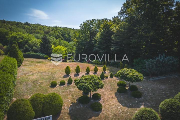 Donja Pušća, jedinstvena obiteljska villa, parcela 5000 m²