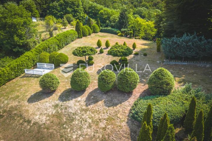 Donja Pušća, jedinstvena obiteljska villa, parcela 5000 m²