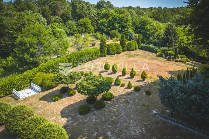 Donja Pušća, jedinstvena obiteljska villa, parcela 5000 m²