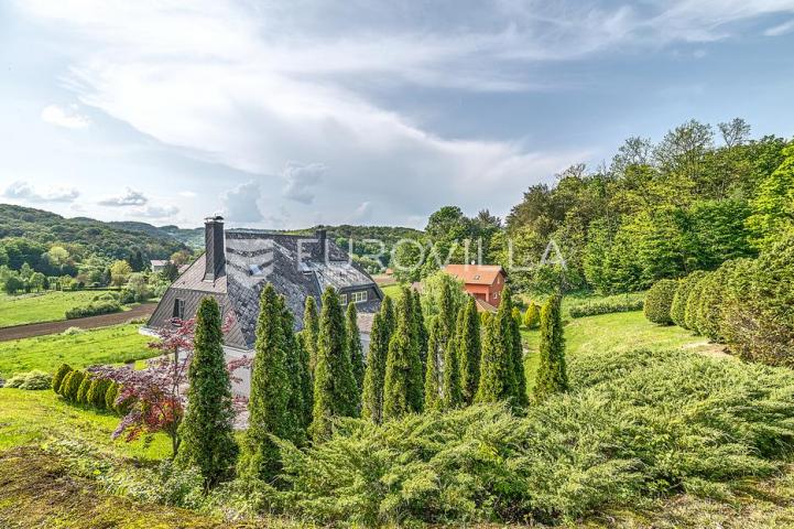 Donja Pušća, jedinstvena obiteljska villa, parcela 5000 m²