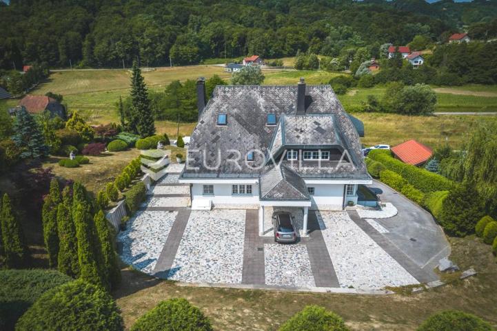 Donja Pušća, jedinstvena obiteljska villa, parcela 5000 m²