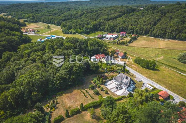 Donja Pušća, jedinstvena obiteljska villa, parcela 5000 m²