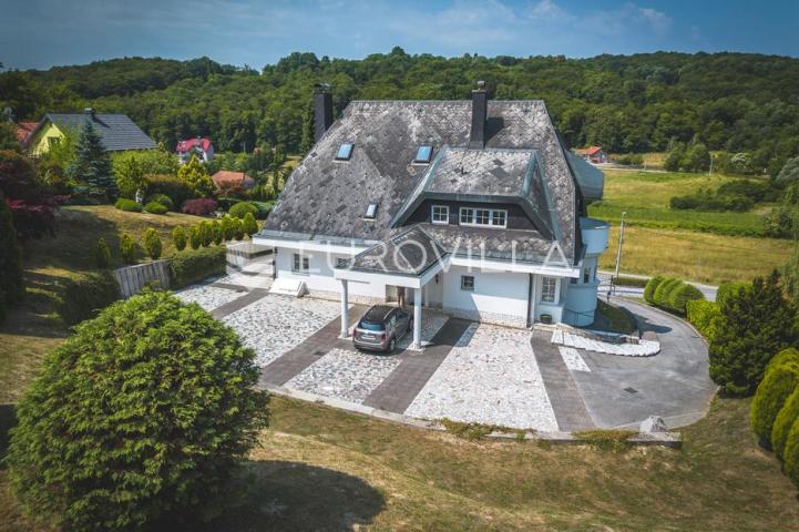 Donja Pušća, jedinstvena obiteljska villa, parcela 5000 m²