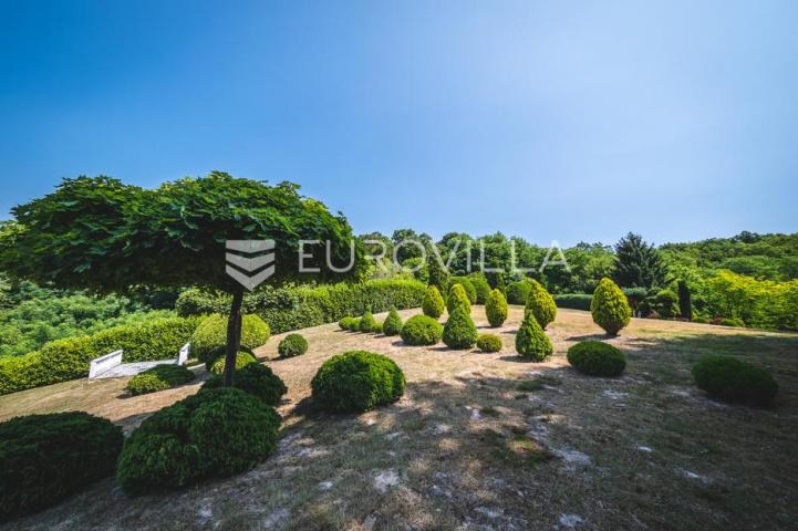 Donja Pušća, jedinstvena obiteljska villa, parcela 5000 m²