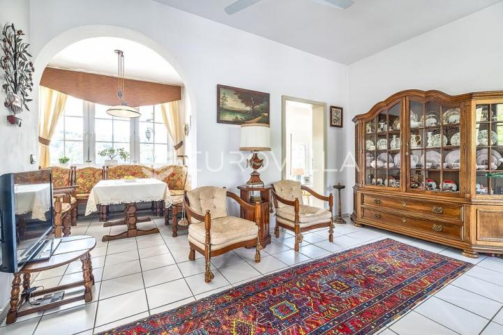Donja Pušća, jedinstvena obiteljska villa, parcela 5000 m²