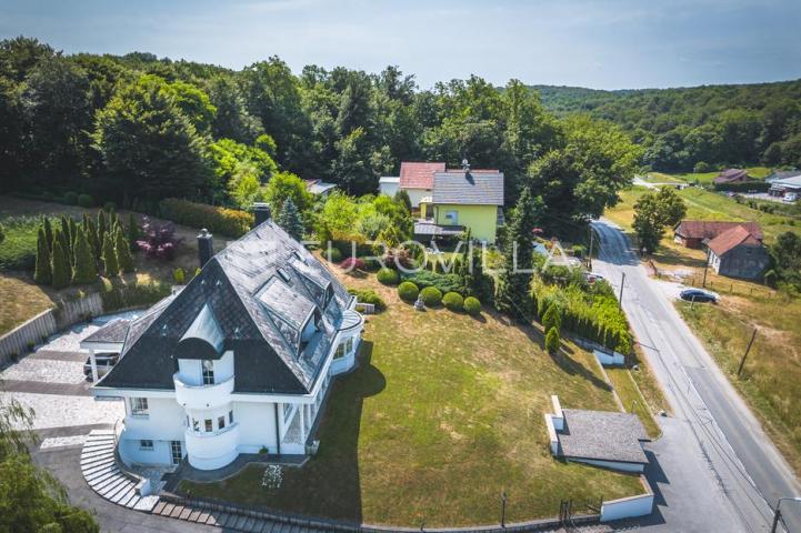 Donja Pušća, jedinstvena obiteljska villa, parcela 5000 m²