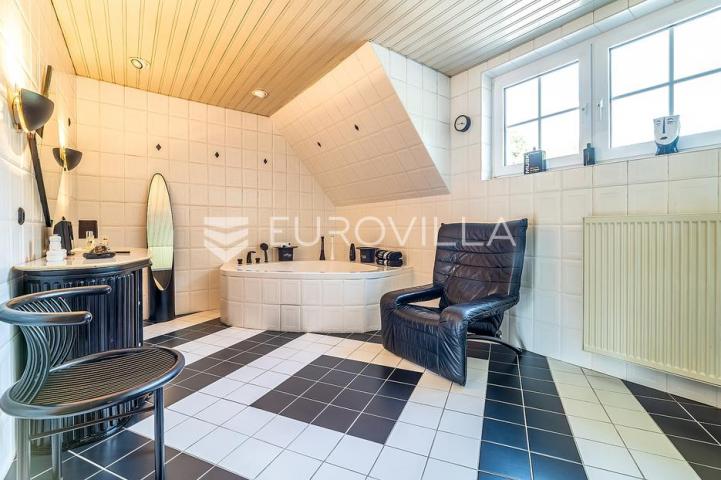 Donja Pušća, jedinstvena obiteljska villa, parcela 5000 m²