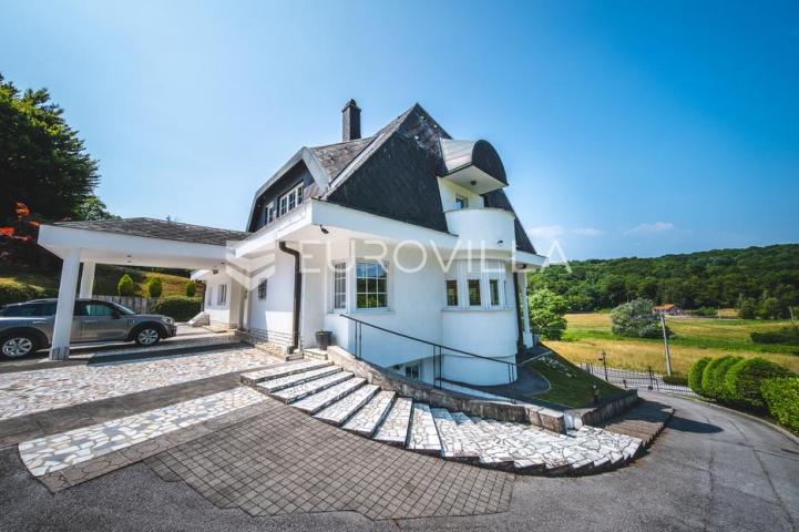 Donja Pušća, jedinstvena obiteljska villa, parcela 5000 m²