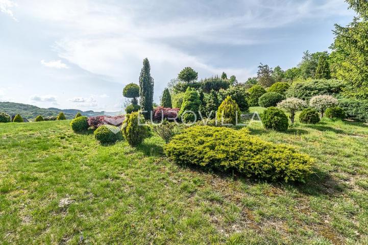 Donja Pušća, jedinstvena obiteljska villa, parcela 5000 m²